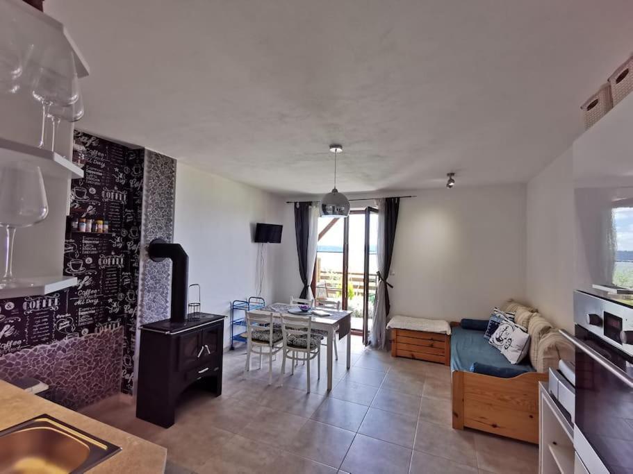 Kovarov  Apartman S Terasou A Vyhledem Na Jezero Lipno מראה חיצוני תמונה