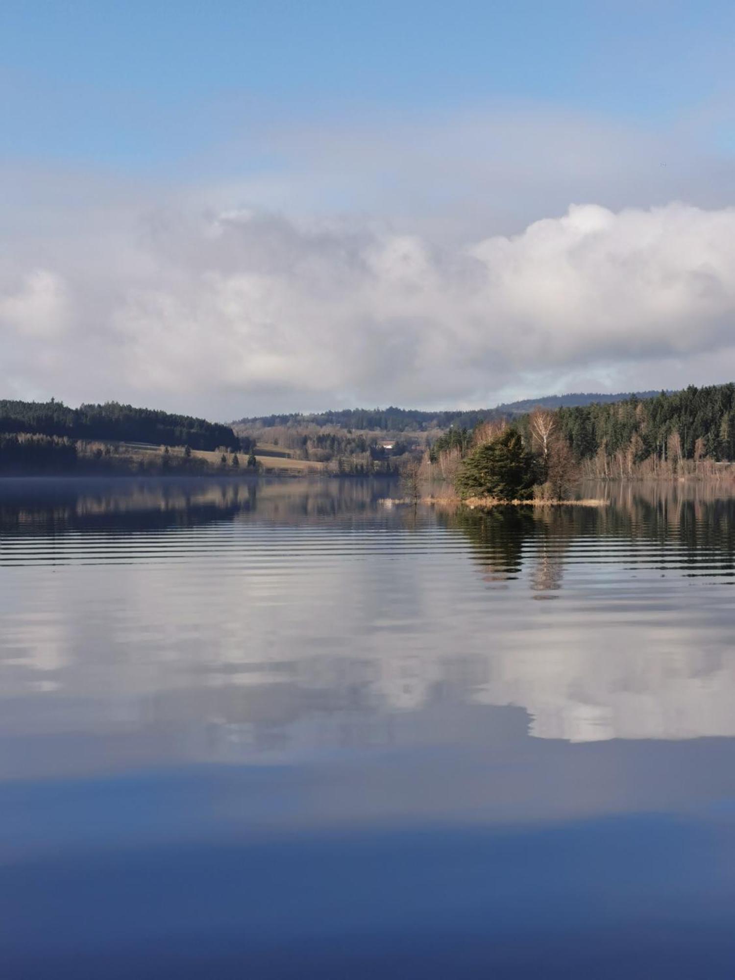 Kovarov  Apartman S Terasou A Vyhledem Na Jezero Lipno מראה חיצוני תמונה