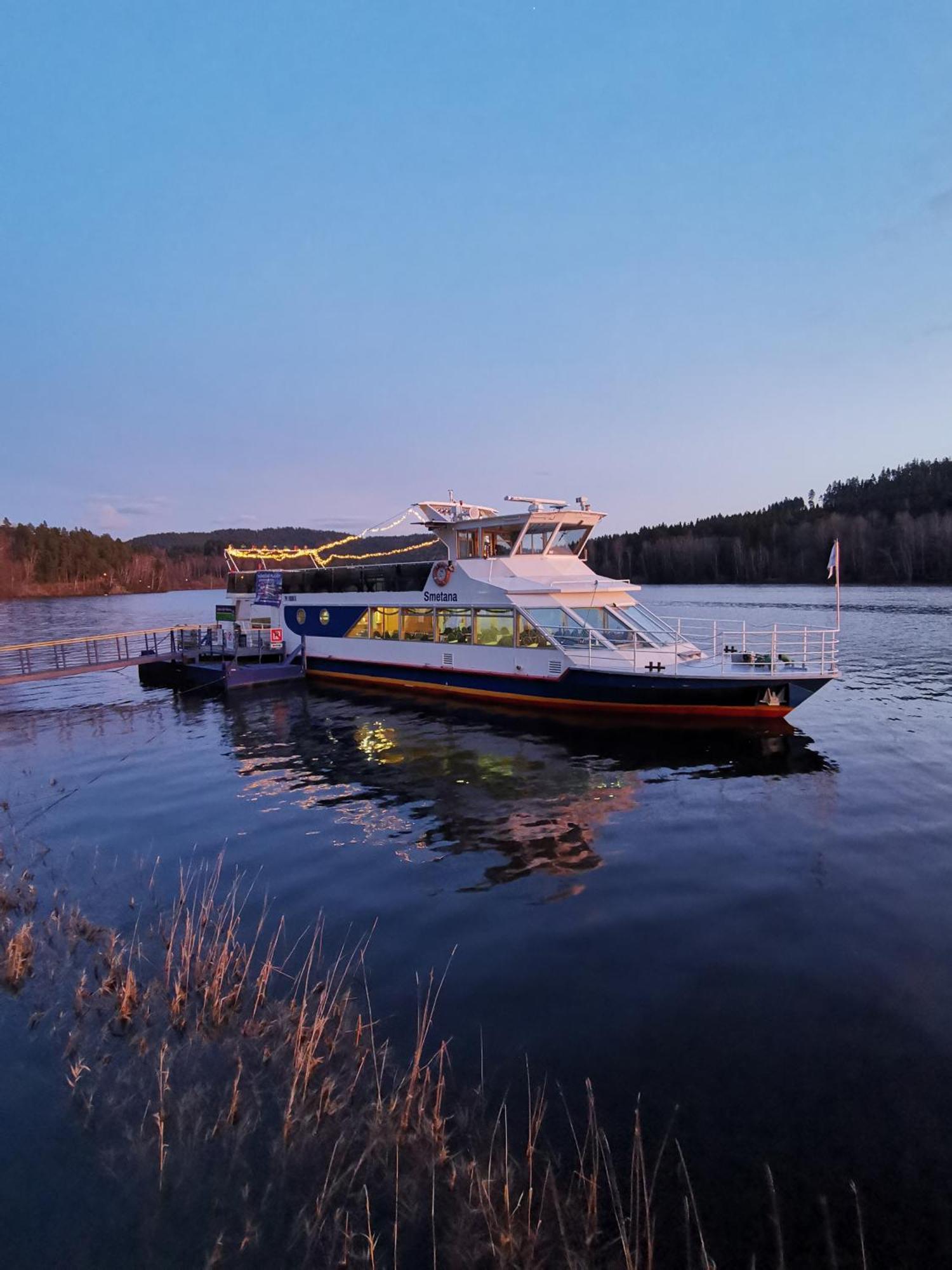 Kovarov  Apartman S Terasou A Vyhledem Na Jezero Lipno מראה חיצוני תמונה
